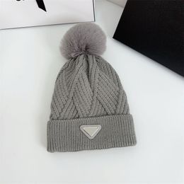 Luxury Brand Designer Beanie Knitted Hats Fashion Knitted Winter Hat Unisex Versatile Casual Brimless Hats Warm Cashmere Hats For Mens And Womens