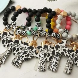 Keychains Rainbery Silicone Cow Bead Bracelet Wood Disk Keychain Tassel Ox Head Wrist Key Ring Pendant Accessory Wristlet