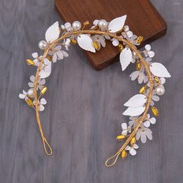 Headpieces Sweet Gold Hair Hoop With Pearls Nonslip Stability Floral Headwear For Birthday Stage Party Show Dress Up