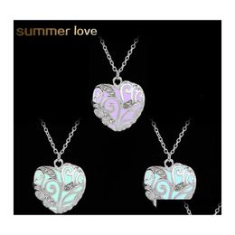 Pendant Necklaces Luminous For Women Glow In The Dark Hollow Peach Heart Neck Crystal Necklace Sier Chain Christmas Gift Jewelry Dro Ot74J