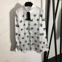 Letter Printing Blouse Shirts Single Row Button Open Lapel Long Sleeves Shirt Simple Fashion Designer Casual Joker Top 2 Colours Blouses For Women