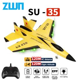 Simulatori RC Aereo SU35 2.4G con luci a LED Telecomando per aeromobili Modello di volo Aliante Aereo SU57 Giocattoli in schiuma EPP per regali per bambini 230131