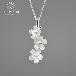 Pendant Necklaces Lotus Fun Real 925 Sterling Silver Long Elegant Forget-me-not Flower Pendant Fashion Jewellery Chains and Necklace for Women Gift G230202