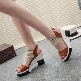 Sandals Akexiya 2023 Andal Women Fashion Wedge Shoes Casual Belt Buckle High Heel Fish Mouth Thick Bottom