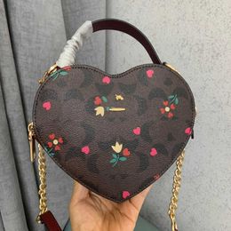 NEW 30 style Heart-shaped Bag Shoulder Bags For Women Designer Purse Handbag Chain Crossbody Mini Heart Love Leather Handbags Wallet 230129