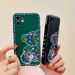Caixa de telefone de luxo de designer Yezhou2 para Samsung S20 S21 S22 Ultra Plus Flower Bear Phone Case S21 FE Printing Side Soft Fine Fine Hole com tudo incluído cobertura protetora