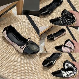 Channel Quality Chanellies Ballet Flats Top Tweed Change Stretch Bow Sandal Designer Lady Shoes Patent Leather Black Cap Toe Loafers Casual Sneakers 2023 Wedding Pa
