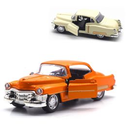 Diecast Model car Classic Car Toy 1 32 Simulation Pull Back Alloy Vehicle Collectible Toys for Children 2Doors Opened Y205 230202