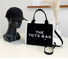 The Tote Bag Lady Famous Designer Cool Practical Large Capacity Plain Cross Body Shoulder Handbags Women Great Coin Purse Crossbod247t