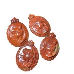 Pendant Necklaces Natural Gemstone Warring States Red Agate Small Animal Stone And Healing Crystal Craft Carved Statues For Home Deco