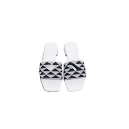 Pradity Slippers Shoes Brand Woman Casual Beach Black White Pink Sandals Flat Prices Comfort Bottom Couple Models