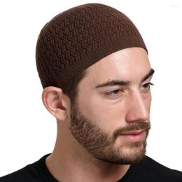 Berets Muslim Men Prayer Hats Knitted Beanies Winter Warm Islamic Ramadan Jewish Kippah Homme Cap Unisex Head Wrap 1pcs Fashion Bonnets