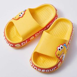 Slipper Girls Flip Flops Summer Cartoon Dinosaur Slippers With Soft Thick Bottom Kids Lovely Shoes Parent-child Non-slip Sandals qt137 0203