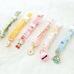 Dog Collars Pet Cute Little Daisy Collar Summer Cat Necklace Bib Accessories Anti-suffocation Buckle Not Squeeze Neck