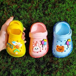 Slipper Kids Summer Cartoon Cave Hole Waterproof Non-slip Beach Sandals Baby Girl Boy Home Slippers Soft Flats 0203