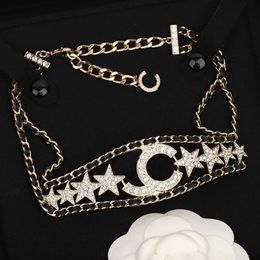 2023 Luxuriöse hochwertige Charm-Anhänger-Halskette mit hohlem Design in Sternform und schwarzem Echtleder-Halsband mit Kastenstempel PS7540A