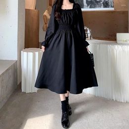 Abiti casual 2023 autunno donna abiti retrò abito nero coreano elegante donna francese elegante colletto quadrato manica lunga Midi