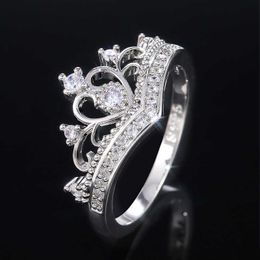 Solitaire Ring New Fashion Promise Crown s for Women Crystal Zircon Bridal Party Wedding Jewellery Delicate Female Engagement Hot Y2302