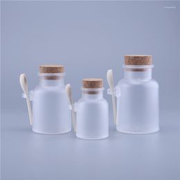 Storage Bottles 200PCS Empty 100g 200g 300g Powder Plastic Bottle Bath Salt Jar With Wood Cork & Wooden Spoon