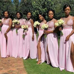 Pink Lace Chiffon Bridesmaid Dresses Side Split A-Line Sheer Neck Appliques Long African Girls Maid of Honour Gowns Wedding Party Guest Wears With Zipper Plus Size