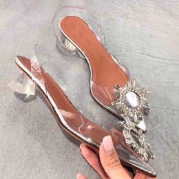 Отсуть обувь Прозрачные Сандалии из ПВХ Женщины Указали прозрачную хрустальную чашку высокого каблука шпильки сексуальные насосы летние туфли.