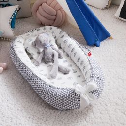 Kuddar Portable Baby Crib med kudde avtagbar född antipressur mittbädd bo 230204