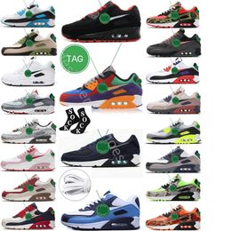 Casual running shoes Mens Womens 90 Sneakers CNY UNC Iron Grey Triple White Black Camo Red Orange Green Volt Infrared Desert Camo Trainers Sports JordrQn