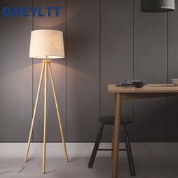 Floor Lamps Simple Solid Wood Standing Light E27 Fabric Shade Wooden Lights Decor For Indoor El Lighting