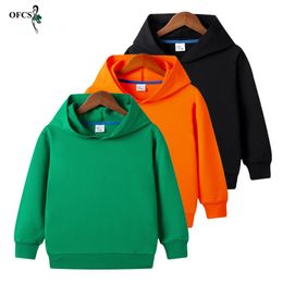 Hoodies Sweatshirts 2-12 Jahre Kinder Hoodies Mädchen Kinder Jungen Kleidung Frühling Plus Size Solide Tops Sweatshirts Western-Stil Baumwolle mit Kapuze 230203