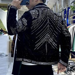 Mens Jackets Luxury Drill Jacket Men Jaqueta Bomber Diamond Coat Fashion High Quality Rhinestones Punk Club Outfit Slim 52JI