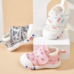 Первые Walkers Baby Girl обувь классические сетевые кроссовки рождены мальчики девочки, первые туфли для ходьбы, детские малыши, мягкая подошва, анти-скользкие детские туфли 230203