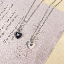 Japanese/Korean Style INS Minority Fashion Black/White Love Pendant Necklace Versatile Cold Mini Heart Clavicle Chain