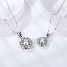 Pendant Necklaces MSP5033 Moissanite Necklace 925 Sterling Silver White Gold Plating Iced Out Snowflake Pendants 3 Pieces