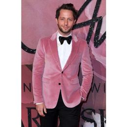 Men's Suits & Blazers Fashion Design Pink Velvet Smoking Blazer Men Wedding Groom Tuxedos Slim Fit Groomsmen Prom TuxedoMen's