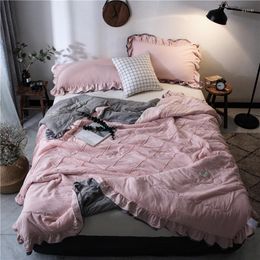 Bedding Sets FAMIFUN Solid Thin Summer Quilt Blankets Soft Comforter Bed Cover Quilting Suitable For Adults Kids Home Textiles