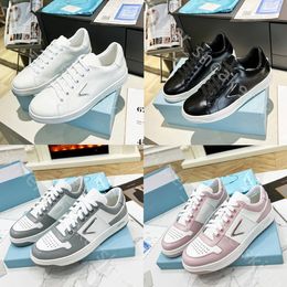 Designer Woman shoes Leather Lace Up Men Fashion Sneakers White Black mens womens Luxury Casual Shoes Chaussures Sports Sneaker 35-46