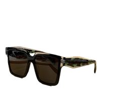 Damen-Sonnenbrille für Damen und Herren, Sonnenbrille für Herren, modischer Stil, schützt die Augen, UV400-Linse, mit zufälliger Box und Etui, 24ZV