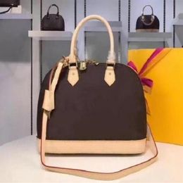 Alma BB Shell Bag luxury Designer handbags Women Shoulder Bags handbag With key Lock shoulder strap bags 389257J