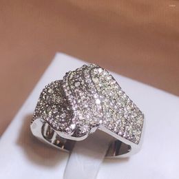 Cluster Rings Bling Women's Finger-ring Micro Paved CZ Stone Fashion Luxury Female Accessories For Party Daily Wear Sparkling Jewellery