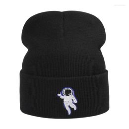 Berets Astronaut Beanie Embroidery Winter Hat Satellite Warm Cotton Skullies Beanies Hip Hop Knit Cap Casual Outdoor Drop