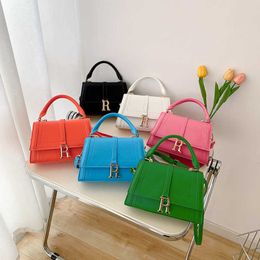 Small crowd design new women's bag version fashionable and fashionable simple small square bag casual portable shoulder