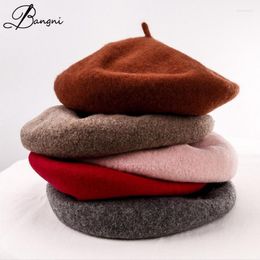 Berets Women Winter Warm Thick Wool Beret Hat Female Solid Color Caps Elegant French Painter Style Hats Gorras Boina Flat Cap WholesaleBeret