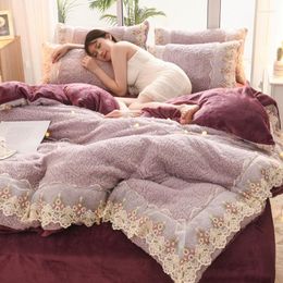 Bedding Sets Warm Lamb And Coral Four Piece Set 1.8m Bed Flannel Winter Double Crystal Baby Quilt Cover