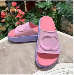 2023 Thick bottom Beach slippers fashion Summer Women New EVA Thick Soled Miami Slides Designer Summer Flat Sandals House Pink White Flip Flops size35-45