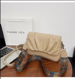 Made In conch bags handbag Women Lady sea shell Shoulder Bags Designer Luxurys Style Classic Brand Fashion bag wallets Wholesale and retail alma 00527