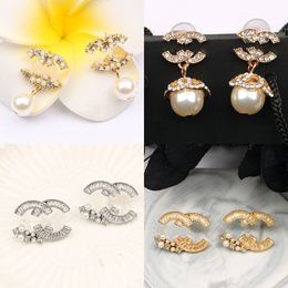 18K Gold Plated Designer Earrings Ear Stud Designers Brand Geometry Letters Women Crystal Rhinestone Pearl Earring Wedding Party Jewerlry Classic Style