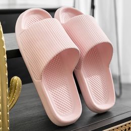 Startseite Sandalen und Hausschuhe Sommer Indoor Licht weicher Boden Badezimmer Bad Slides Liebhaber Strand Schuhe Schwarz Weiß