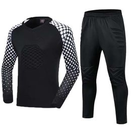 Running Sets Men's kids Soccer Goalkeeper Uniform Protective Sponge Long Sleeve Training Football Goalkeeper Soccer Jersey Top and Pants 230206