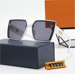 Designer Glasses Read Computer Mens Mirror Frame Sunglasses for Women Designer Fashion Luxur Sun