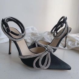 Designer Sandali con tacco per donna mach Satin Fashion party sexy Bow Abito da sposa scarpe Crystal Scarpa con strass impreziosita tacco a spillo Sandalo con cinturino alla caviglia